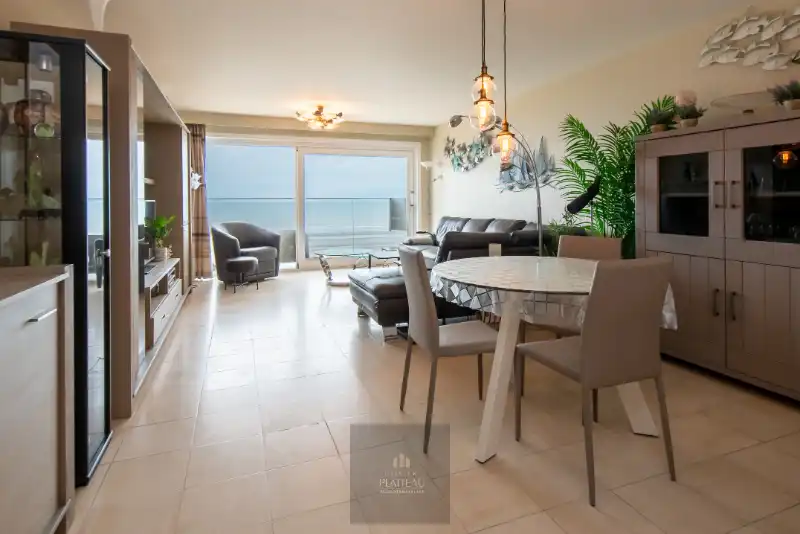 Ruim doorloop-appartement met 2 slaapkamers in de vernieuwde residentie Scorpio op de zeedijk te Nieuwpoort-Bad. foto 10