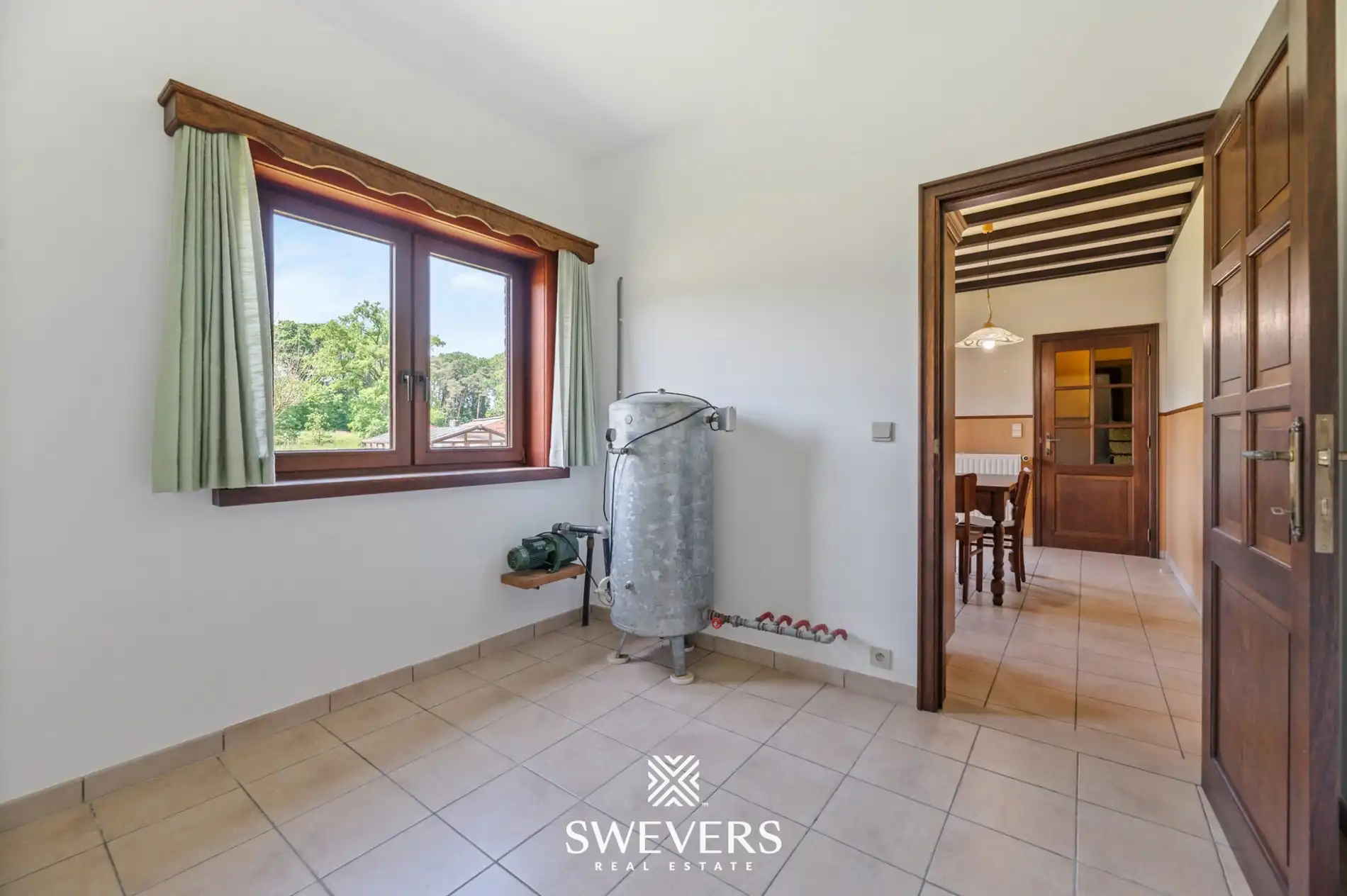 Open bebouwing op 4.010 m² rustig gelegen met flexibele indeling en sterke bouw in Paal foto 10