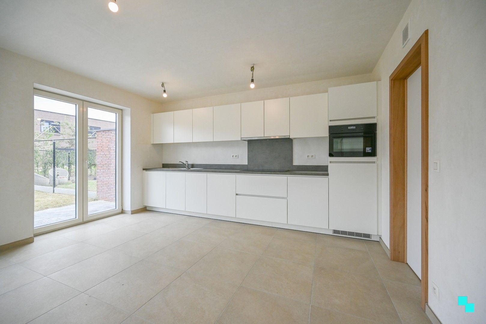 Nieuwbouwappartement met privétuin in Harelbeke foto 4