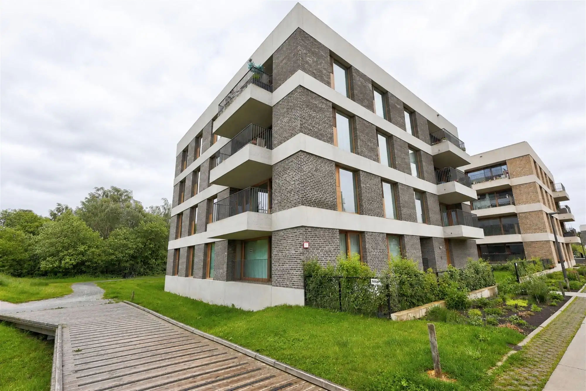Recent gelijkvloers appartement met 2 slaapkamers en tuintje  foto 9