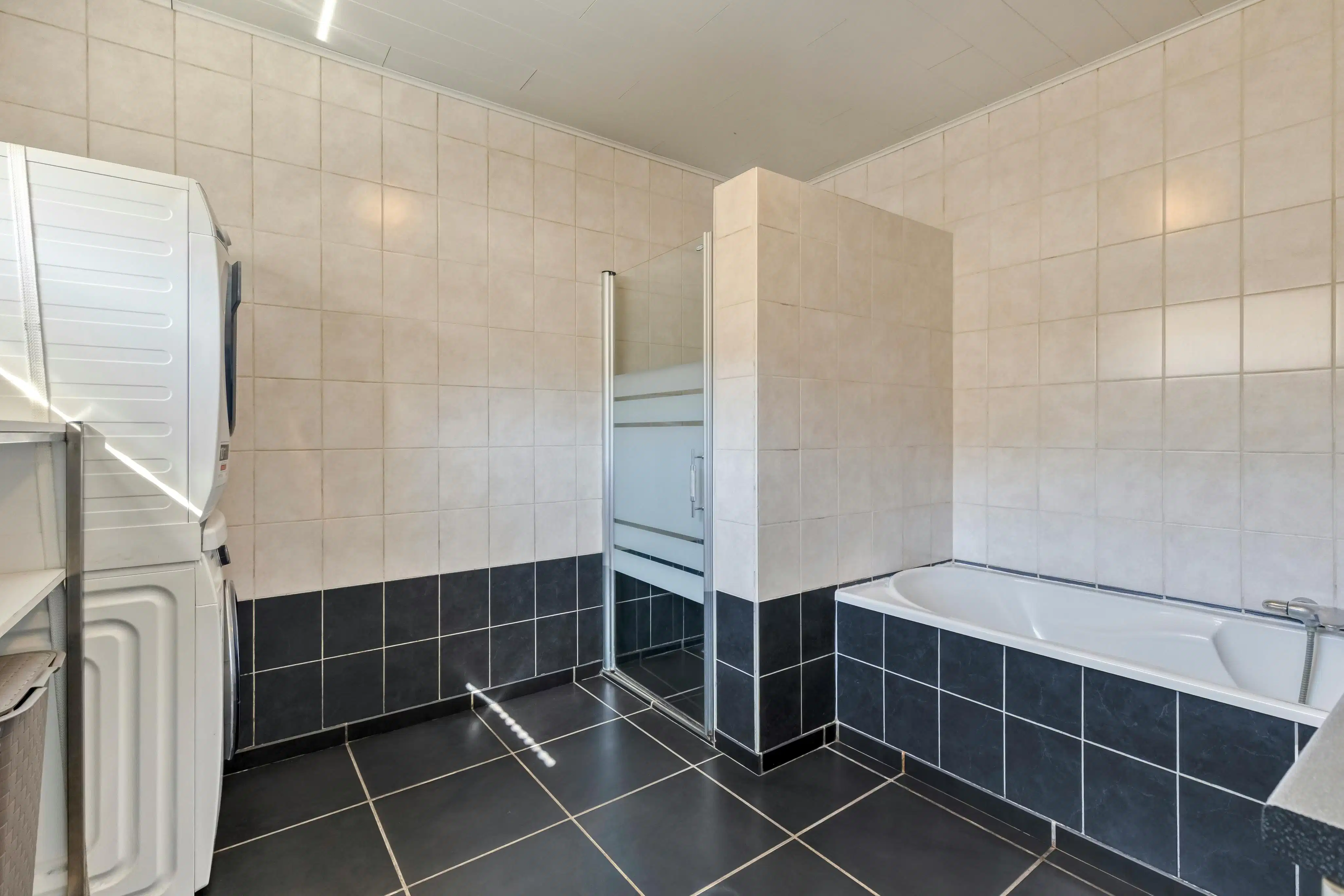 Instapklare woning met 4 slaapkamers en zonnige tuin in Abele foto 10