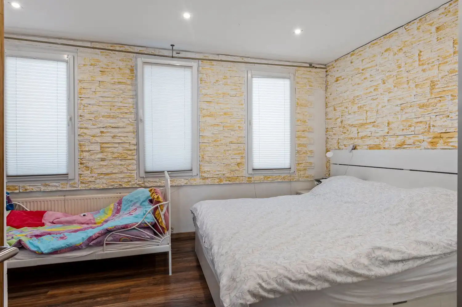 Huis met 3 à 4 slaapkamers en tuin te koop in Merksem foto 14