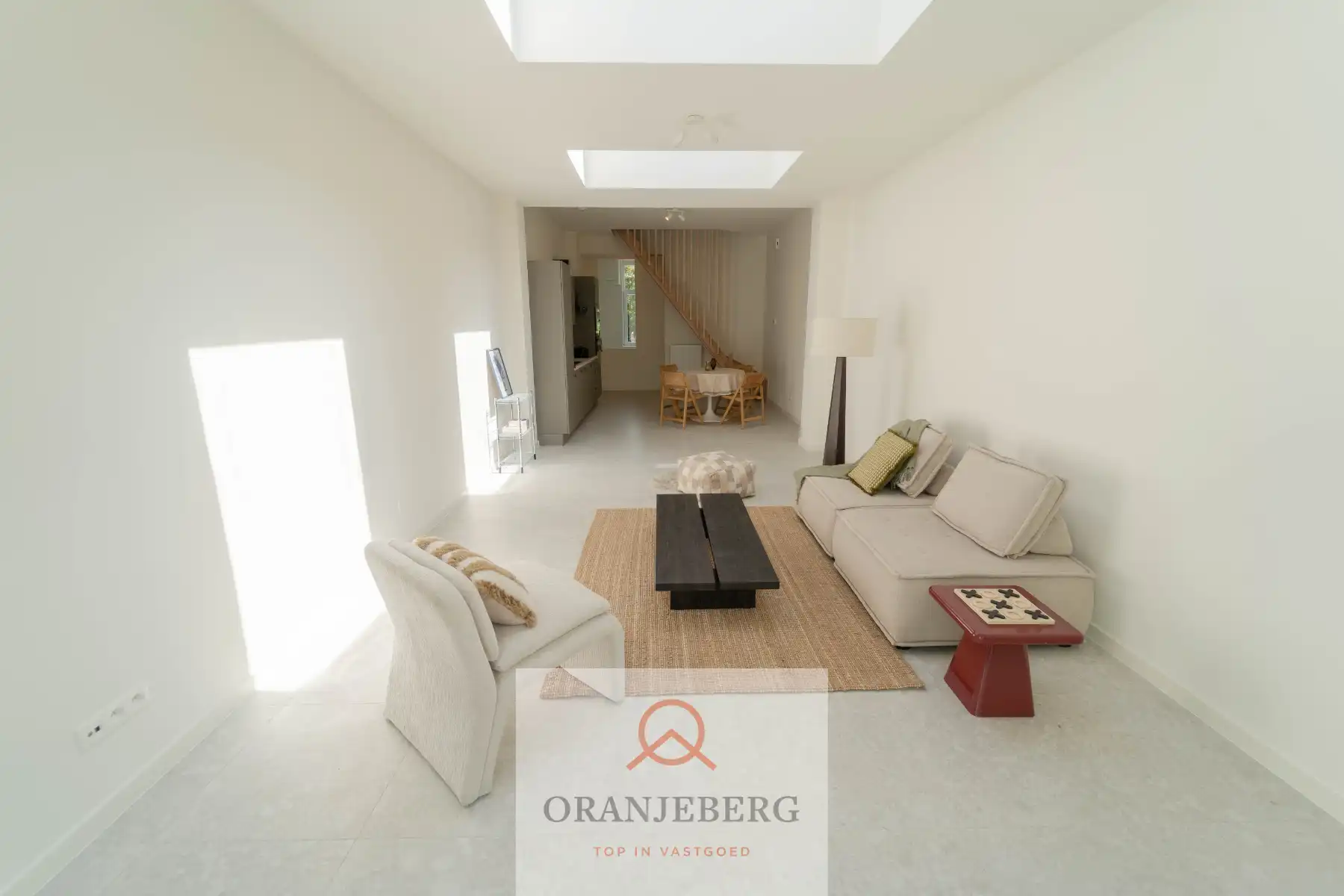 Lichtrijke gerenoveerde woning foto 13
