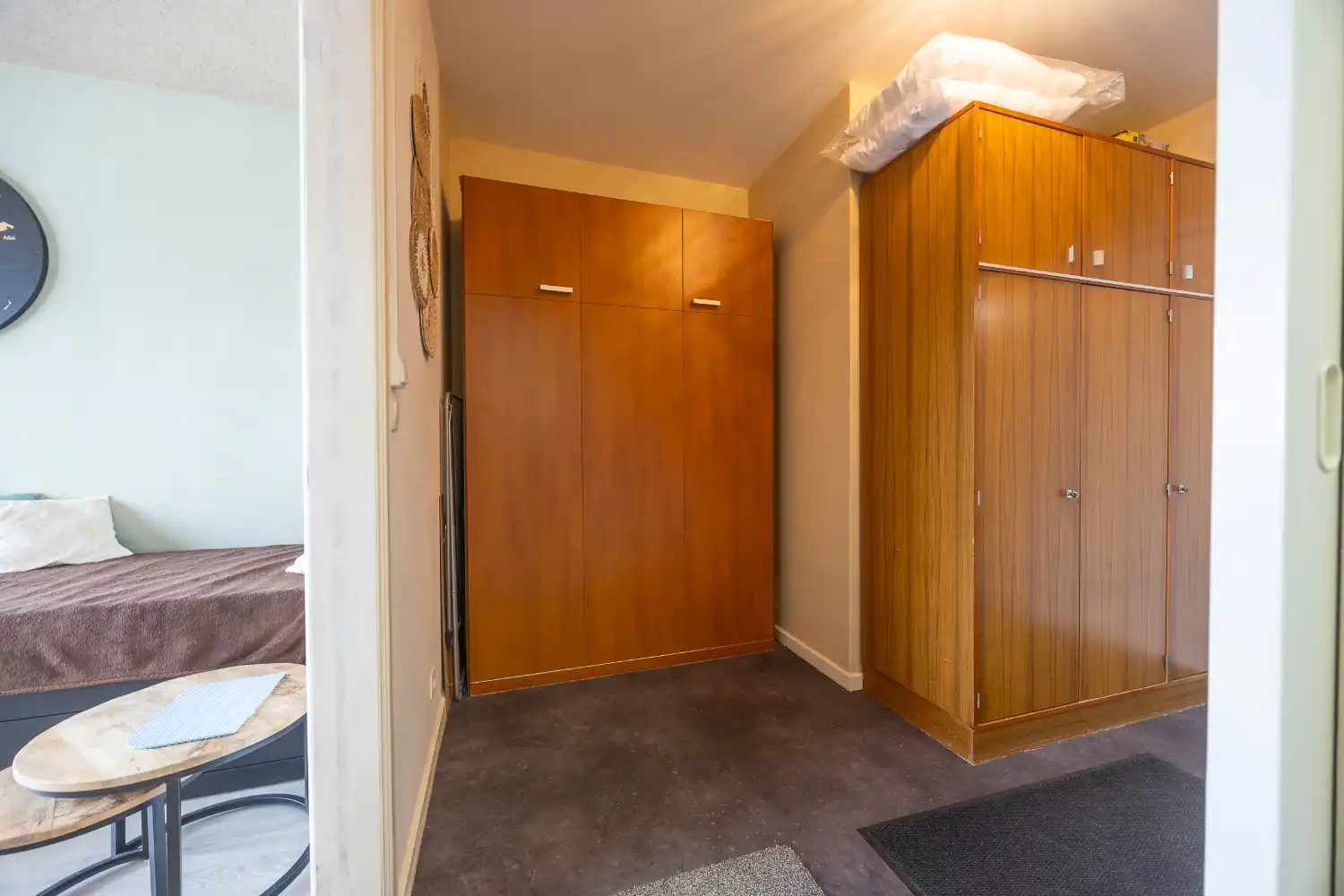 Instapklare studio met zuidgericht terras op topligging vlakbij de Zeedijk! foto 13