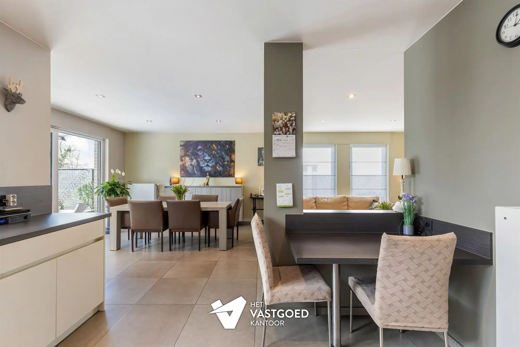 PERFECT ONDERHOUDEN GEZINSWONING MET 3 SLAAPKAMERS OP 7A27CA IN HET RUSTIGE KORSPEL foto 8