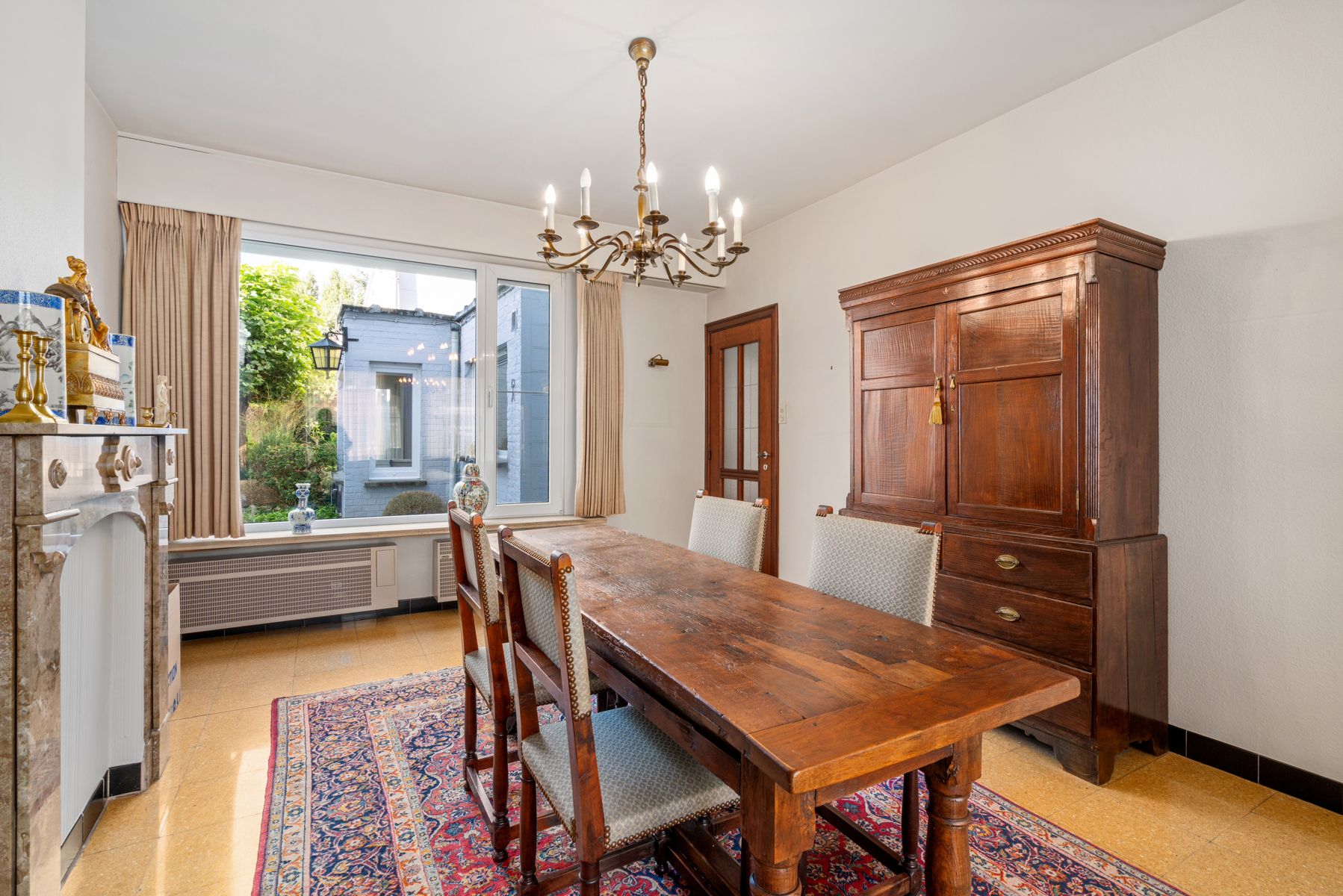 Karaktervolle ruime woning  met bijgebouw/atelier en stadstuin in het centrum foto 6