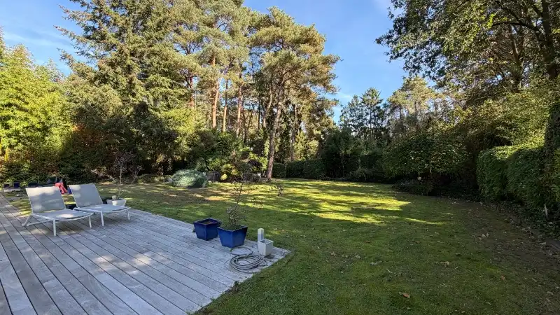 Villa op 28 are met mooie tuin foto 4