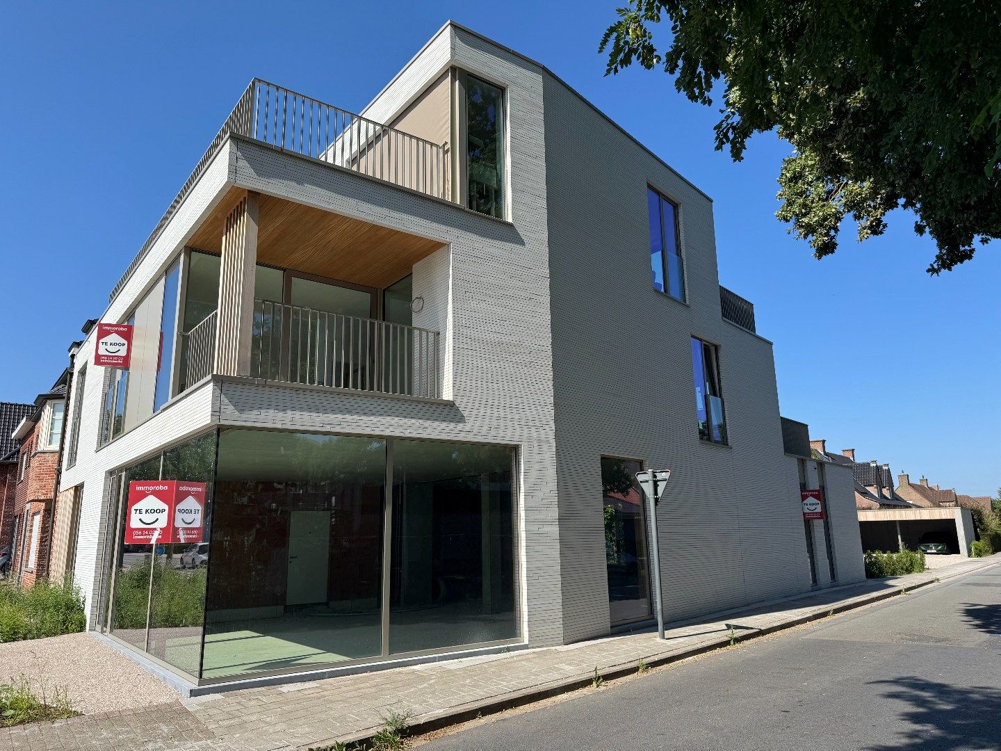 Topper aan 6%! Instapklaar BEN-appartement met 2 slaapkamers centrum Wielsbeke. E-peil: 6! foto 13