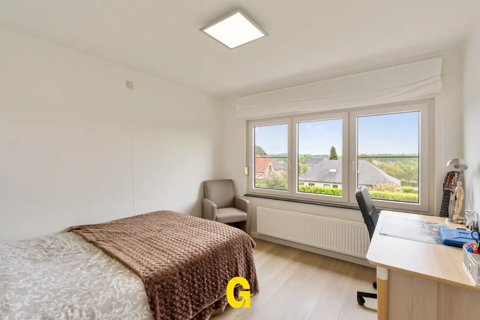 Knappe grondig gerenoveerde woning met drie slaapkamers, inpandige garage en tuin op 4a48ca, EPC label A. foto 18
