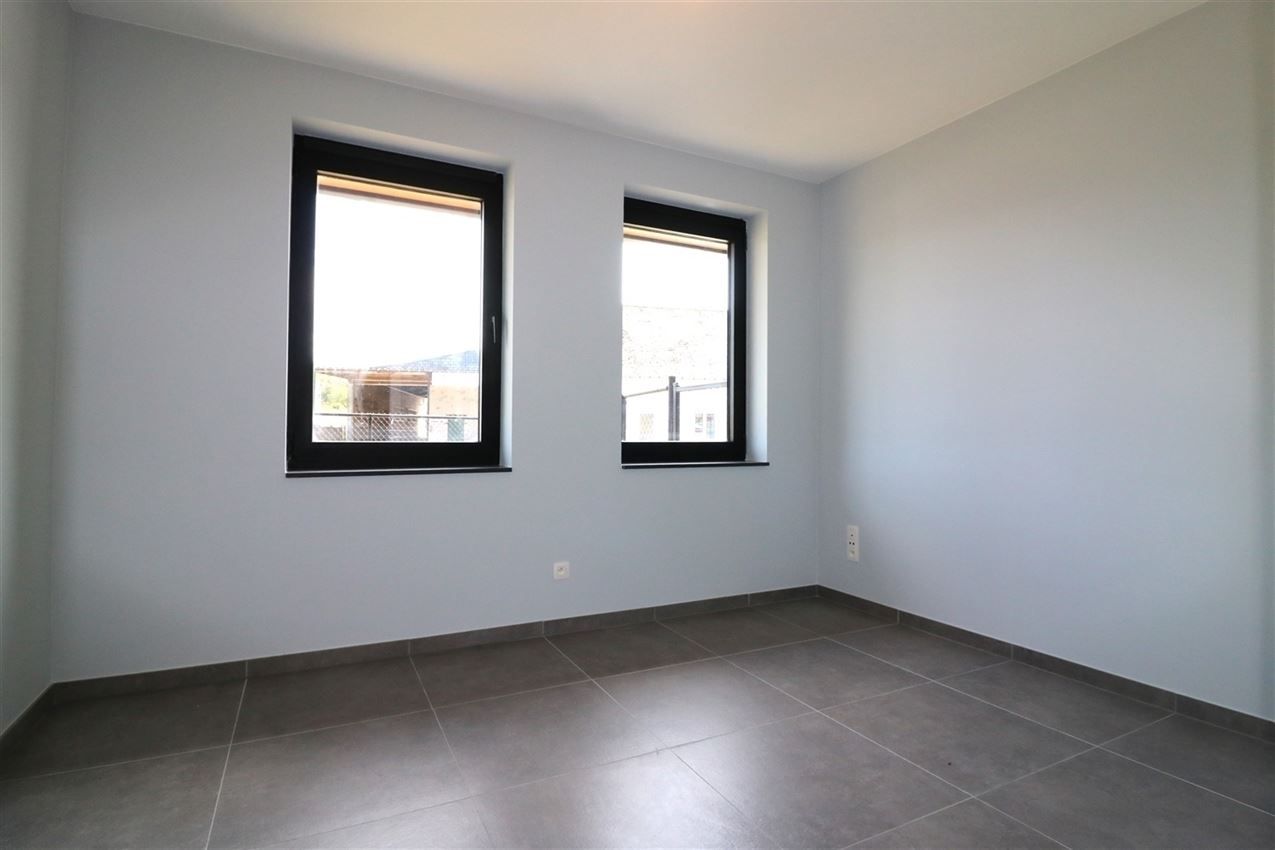 Glkvlrs (2 slpk), energiezuinig, terras & tuintje, 2 autostaanpl., kelderberging foto 24