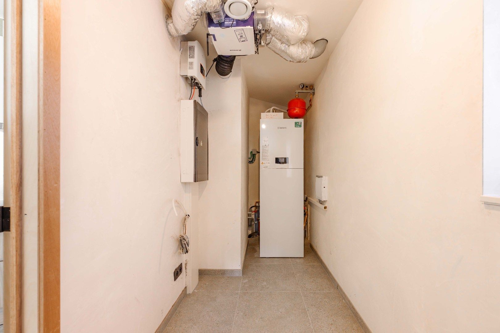 TOPLOCATIE | APPARTEMENT MET RUIM TERRAS | 2 SLPKS | STAANPLAATS foto 13