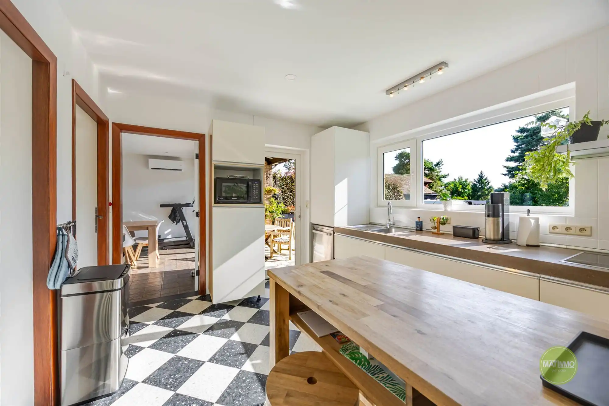 Vrijstaande woning met 4 slaapkamers te Mol  foto 8