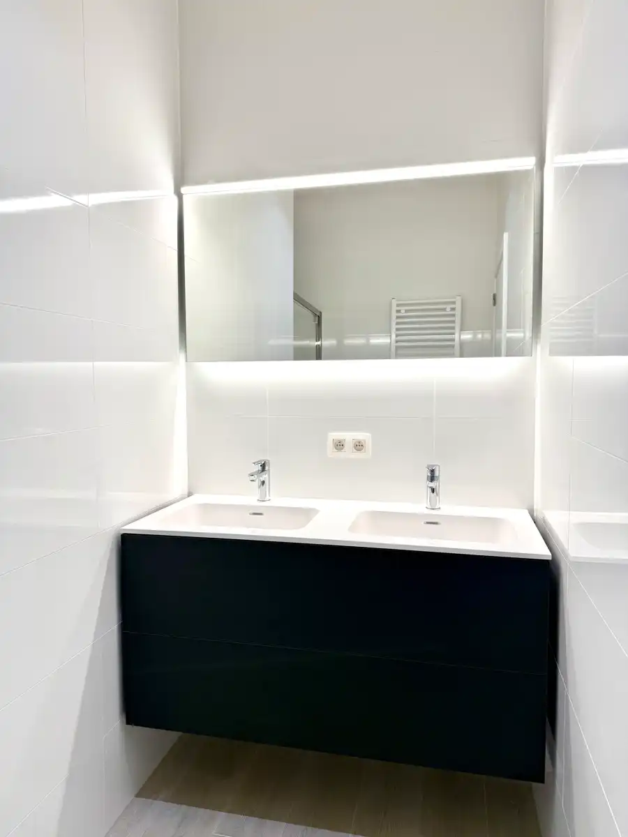 Ruim appartement met 3 slaapkamers foto 10