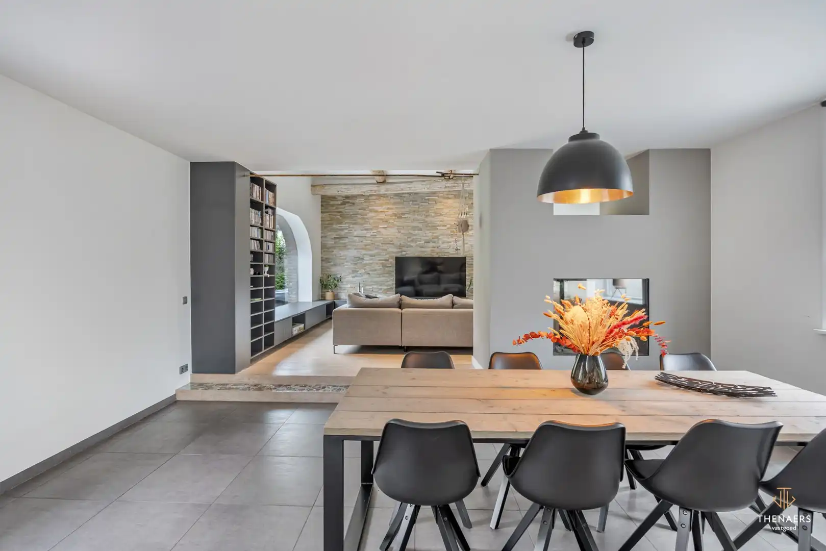 Karaktervolle hoevewoning met 279 m² woonoppervlakte en prachtige tuin op 18a45ca in Heks foto 7
