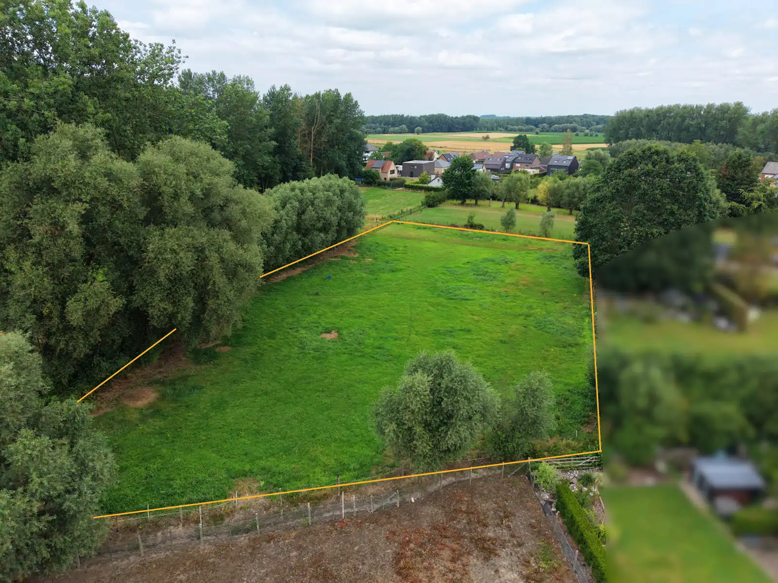 Zeer rustig gelegen weide foto 5