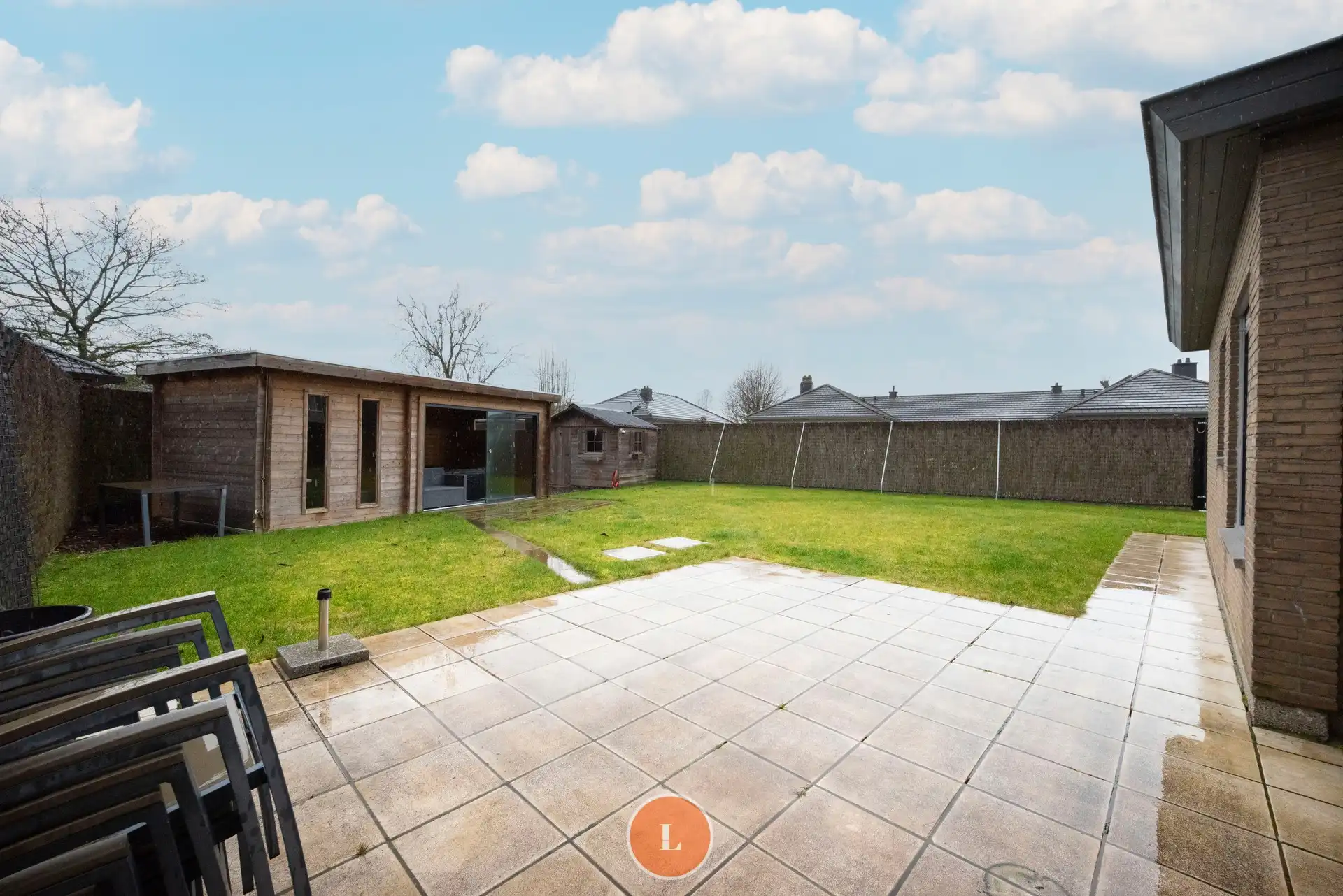 Gelijkvloerse woning in rustige residentiële wijk. foto 10