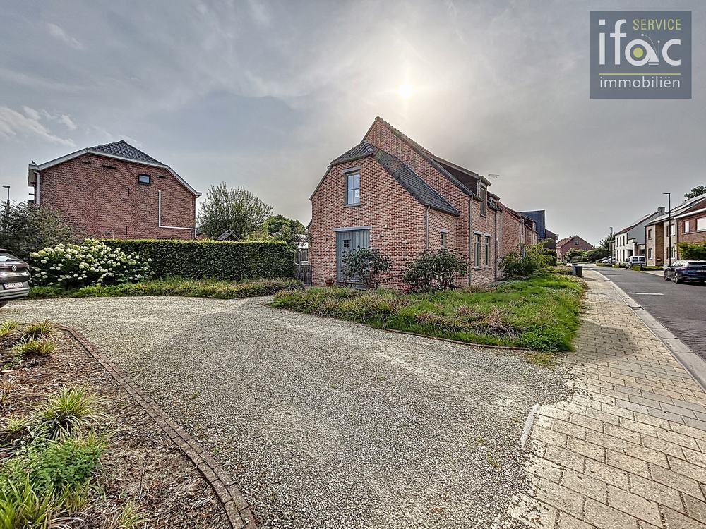 Villa te huur foto {{pictureIndex}}
