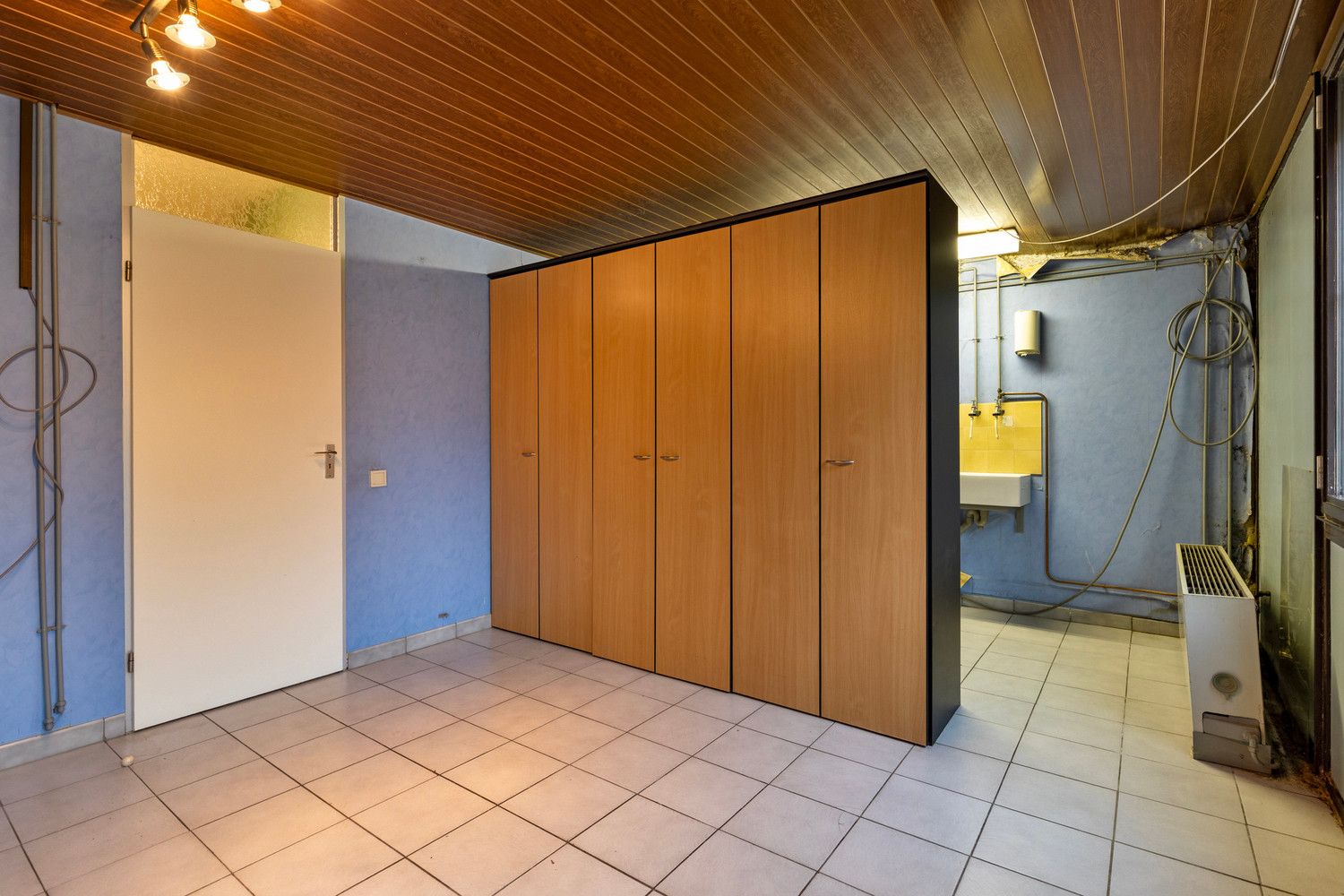 In de wijk 'Langbaanvelden' ligt deze te renoveren bel-étagewoning met 3 tot 4 slks, garage en tuin! foto 26