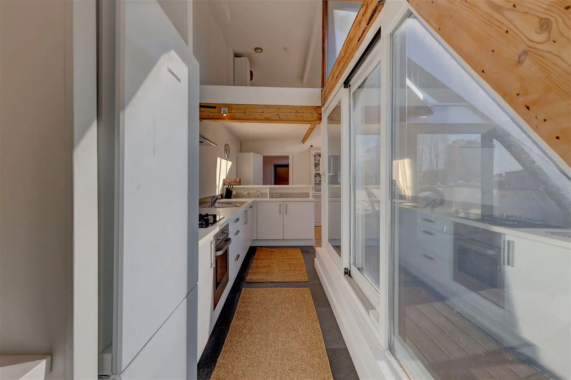 Gemeubeld appartement (173m²) op toplocatie in hartje Antwerpen met zonneterras foto 7