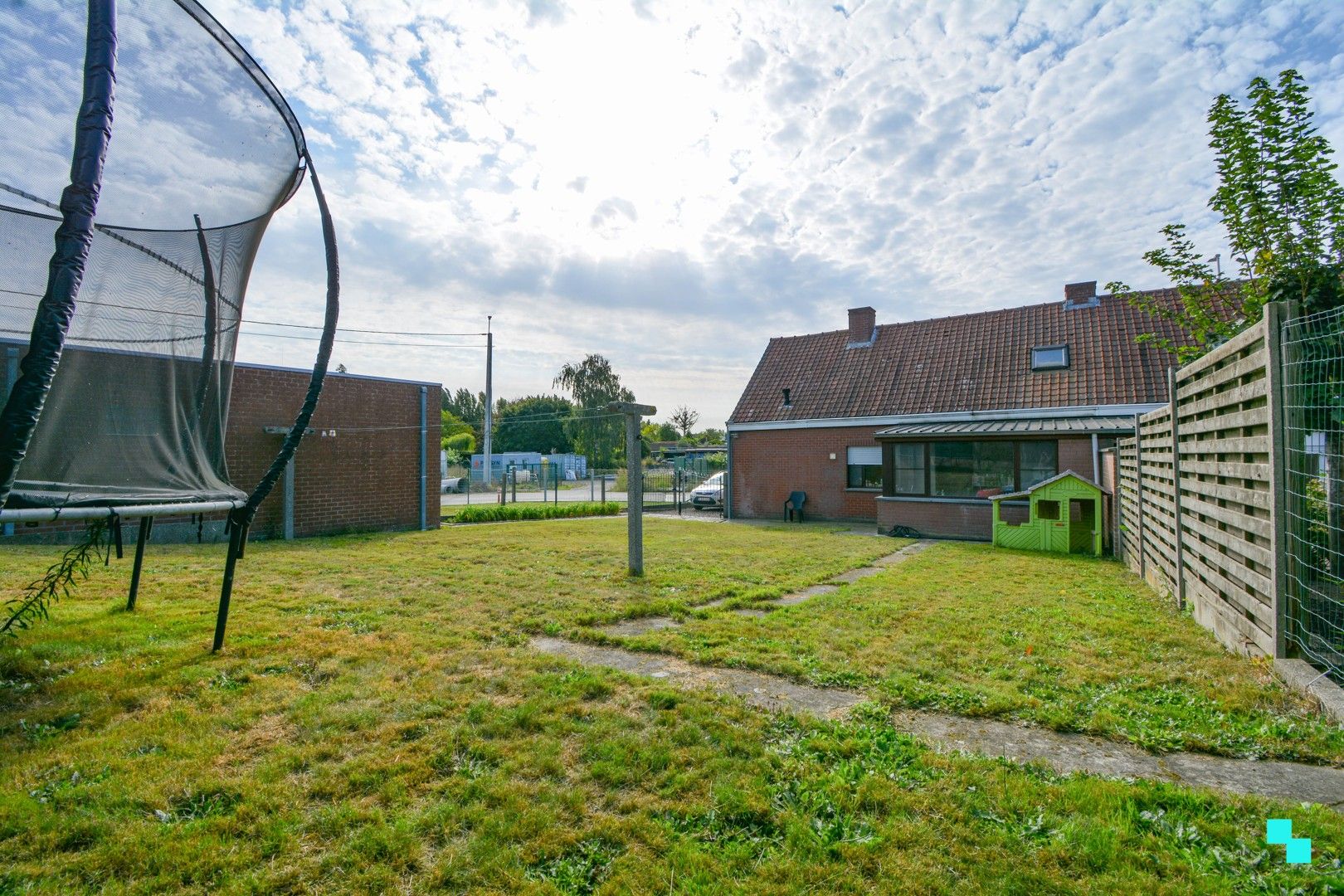 Te renoveren HOB op hoekperceel te Kortemark foto 7