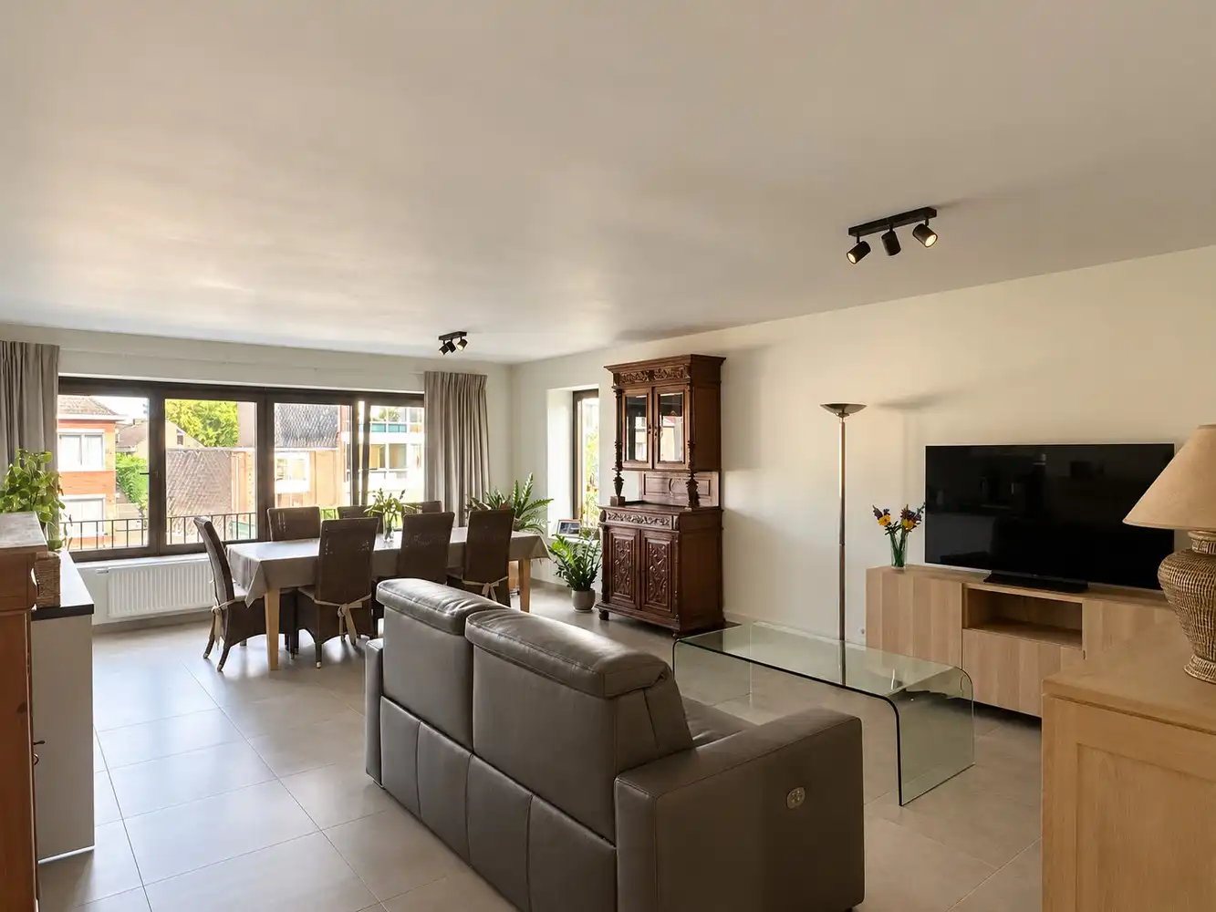 Prachtig appartement met 2 slaapkamers & terrassen in Lier! foto {{pictureIndex}}