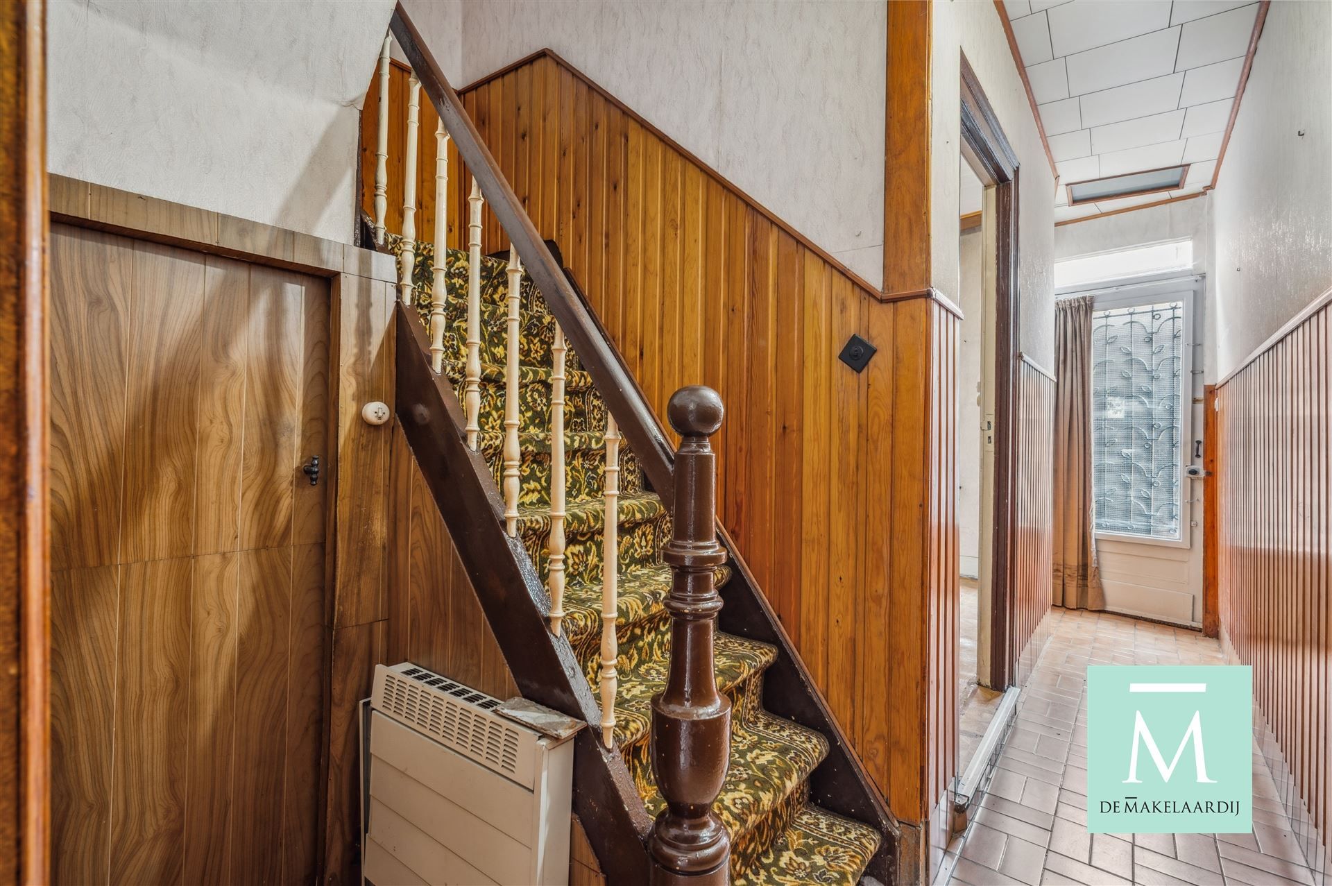 Te renoveren Begijnenwoning gelegen op een toplocatie! foto 2