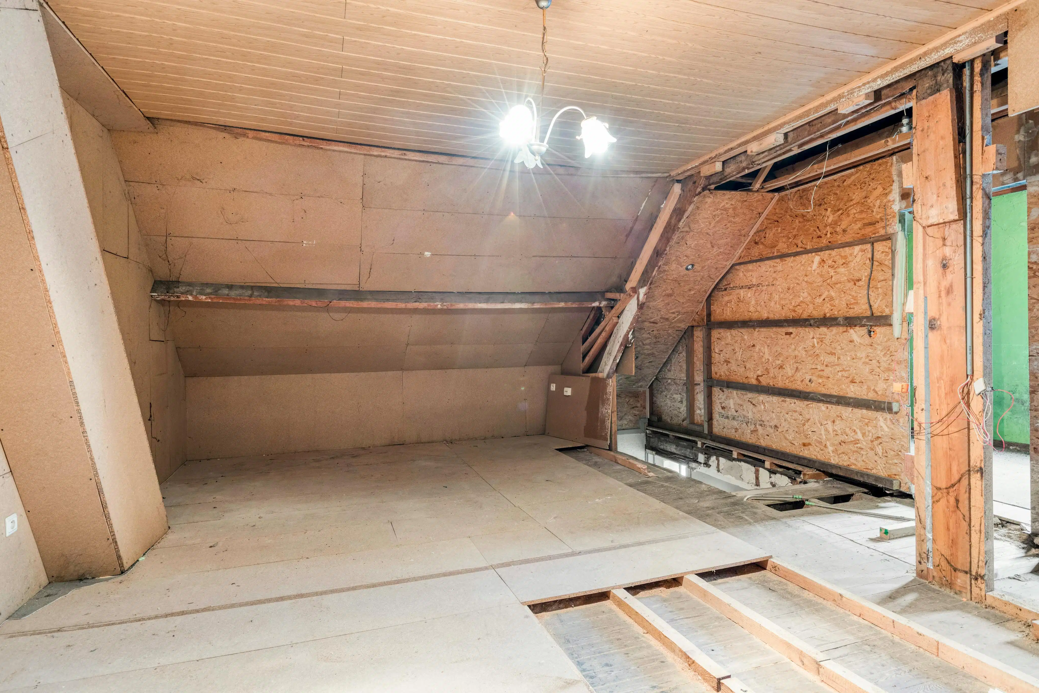 Te renoveren huis met 4 slaapkamers in Geel  foto 12