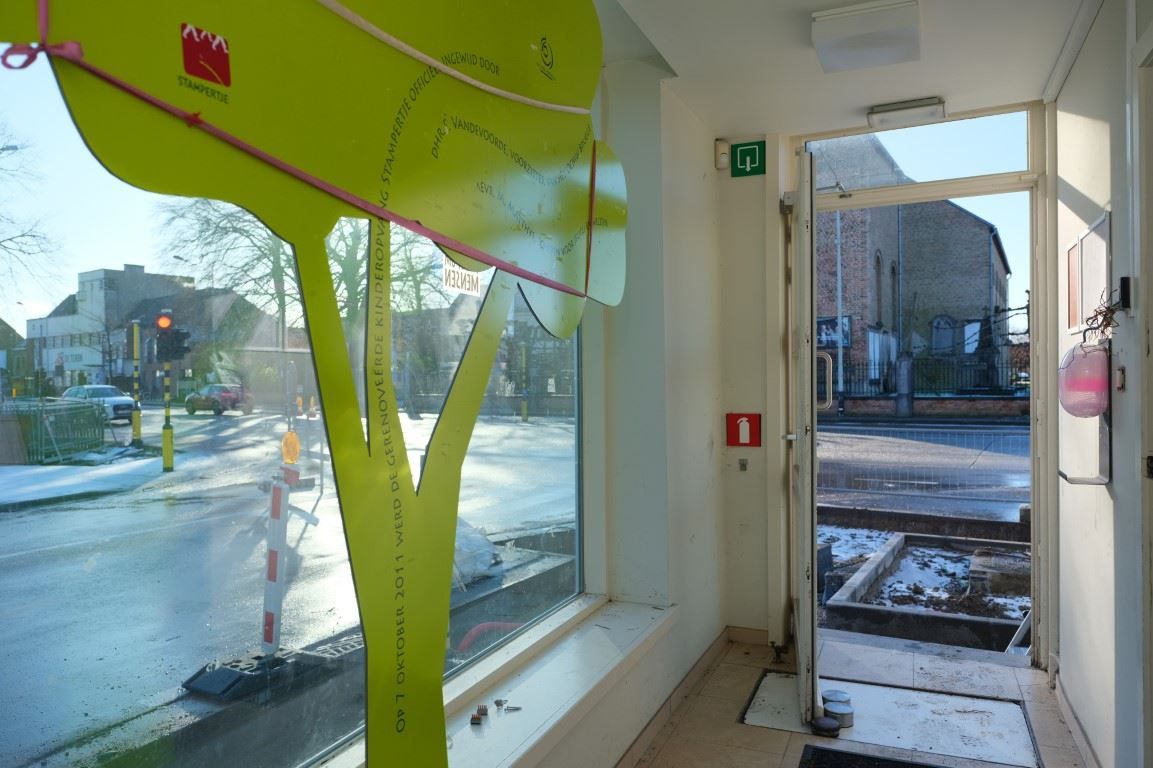 Brugge op Blankenbergse Steenweg Dit RECENT VERBOUWDE  handelspand /   INSTAPKLAAR KINDERDAGVERBLIJF, tot inde puntjes ingericht en georganiseerd  MET WOONST /GROTE BUITENPLAATS /GROTE GARAGE / ZONNEPANELEN foto 25