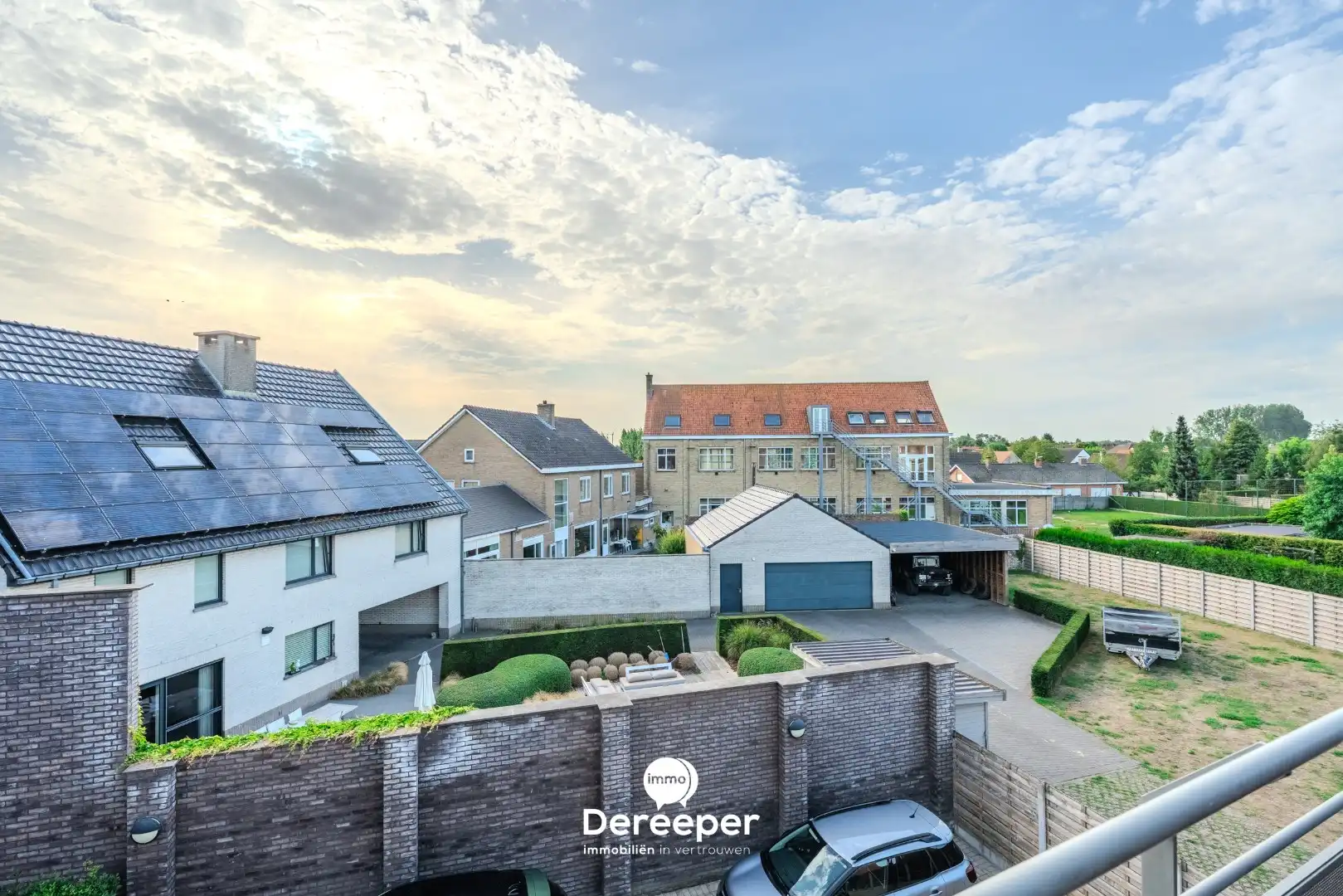 Modern en ruim duplexappartement met 3 slaapkamers in het centrum van Zerkegem foto 17