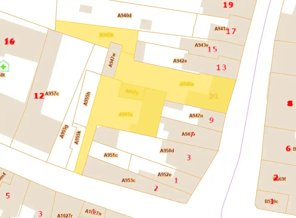 HERENHUIS (thans restaurant op gelijkvloers) met parkeerterrein, 3 garages en MAGAZIJN op 50m van de Markt van Ingelmunster! foto 40