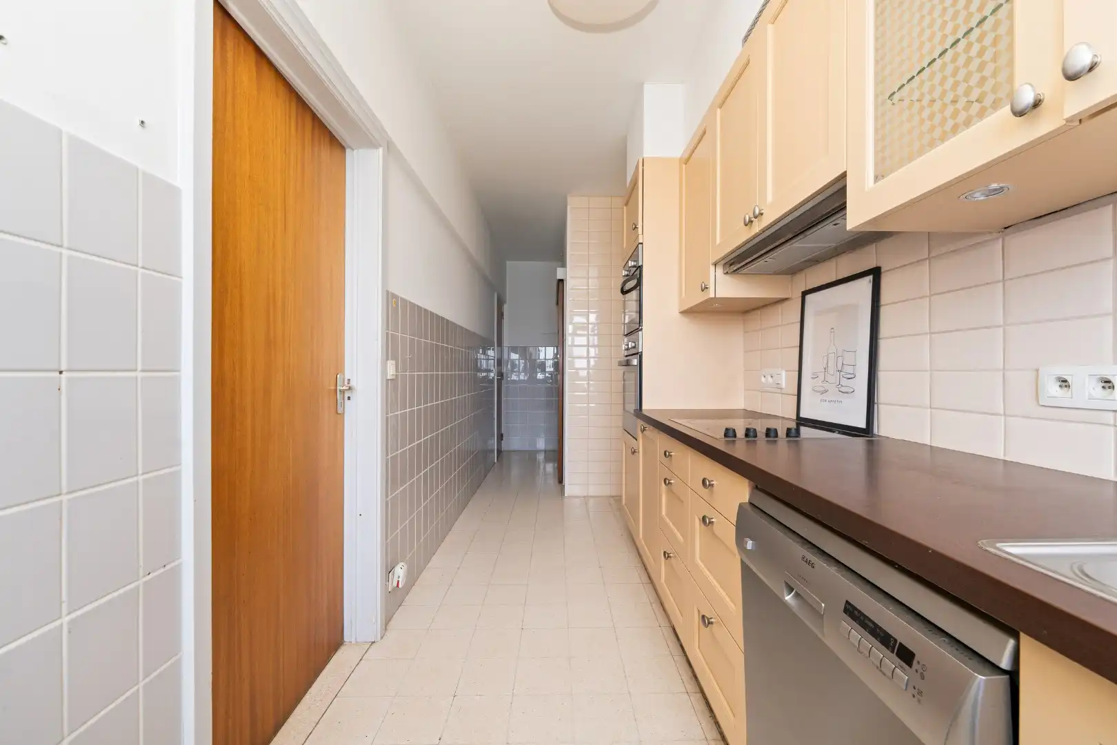 Op te frissen appartement met adembenemend uitzicht te Blankenberge – unieke topligging aan de jachthaven. foto 21