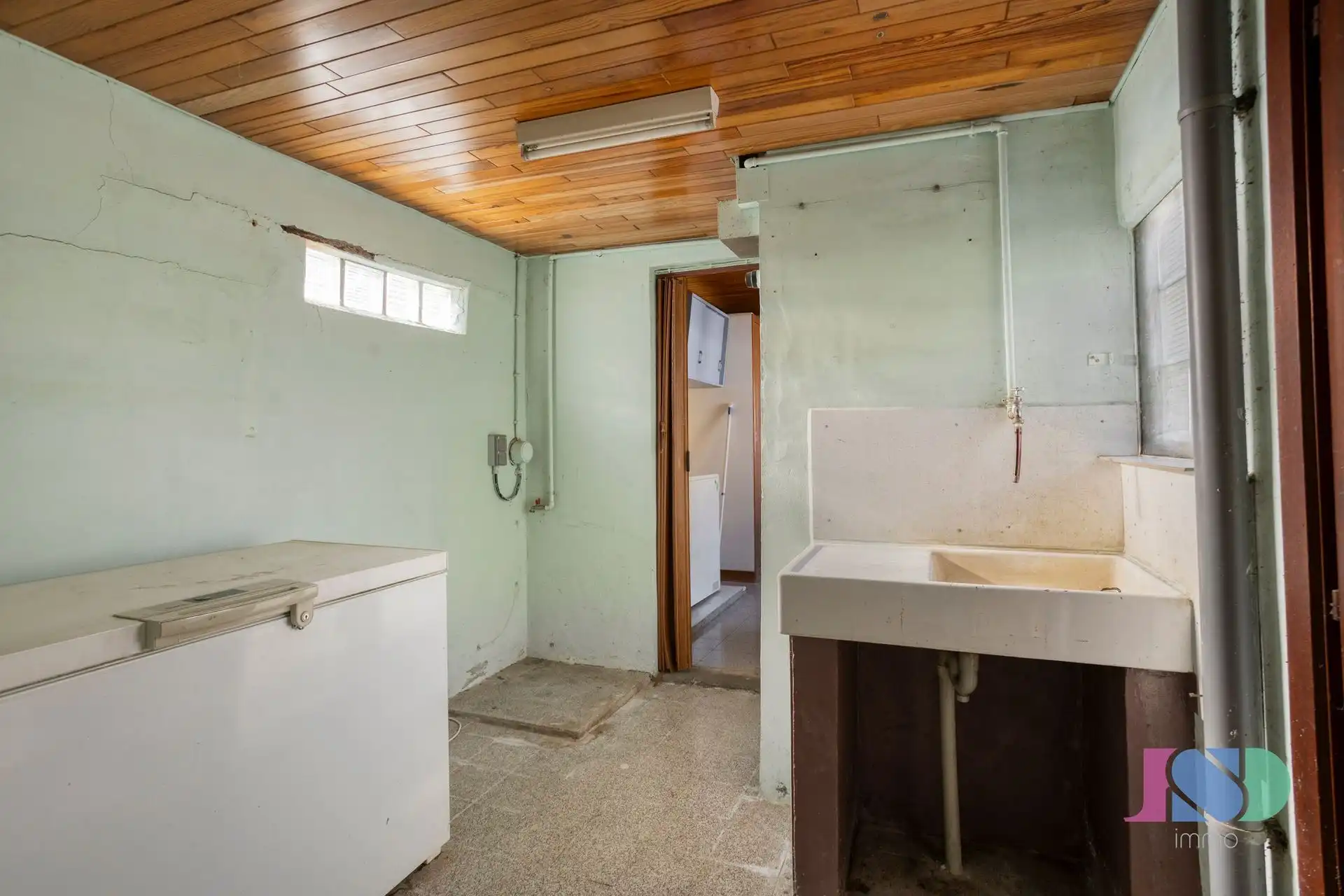 Te renoveren woning met potentieel foto 10