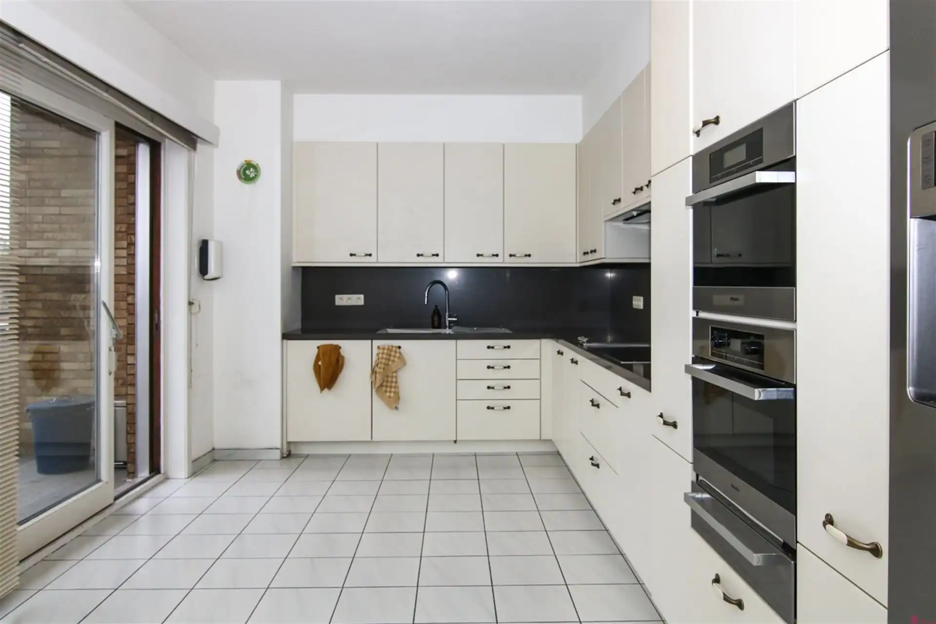 Ruim appartement met zuidgericht terras foto 7