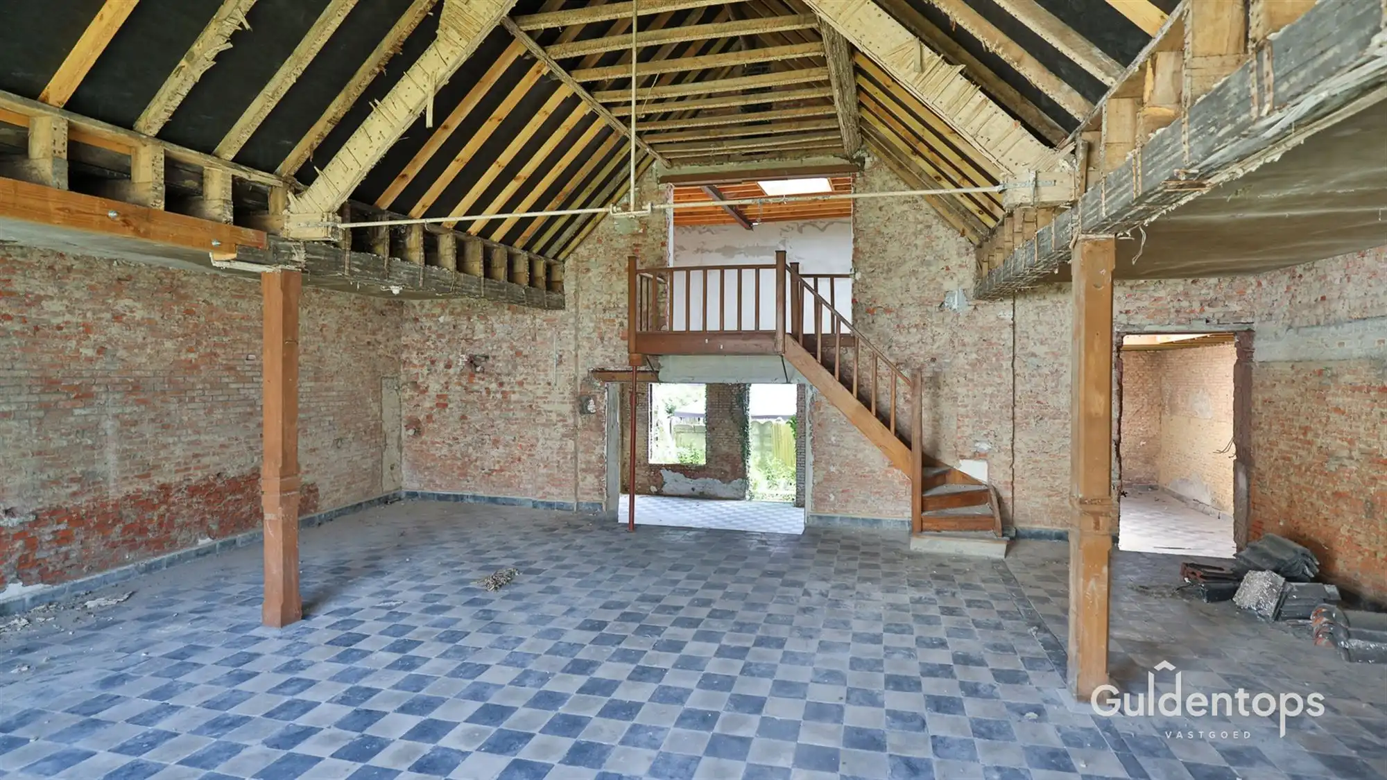 Knap gelijkvloers appartement in hartje Lier met grote tuin foto 20