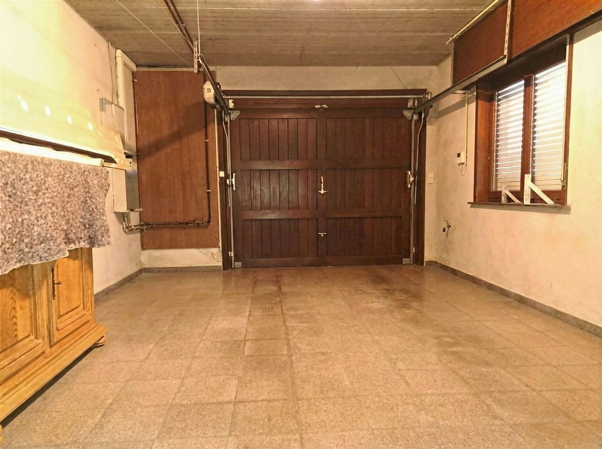 Ruime bungalow met mooie tuin en grote oprit. 3 slaapkamers. foto 14