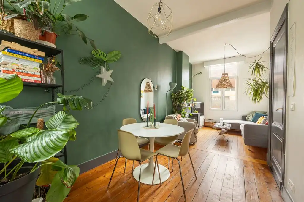 Hoofdfoto van de publicatie: Karaktervolle herenwoning met koer