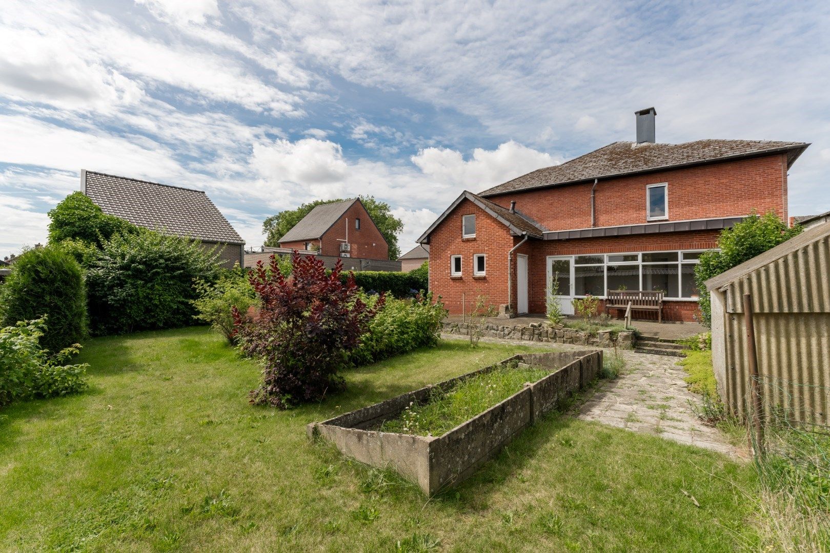 Vrijstaande woning op toplocatie in Overpelt te koop! foto 1