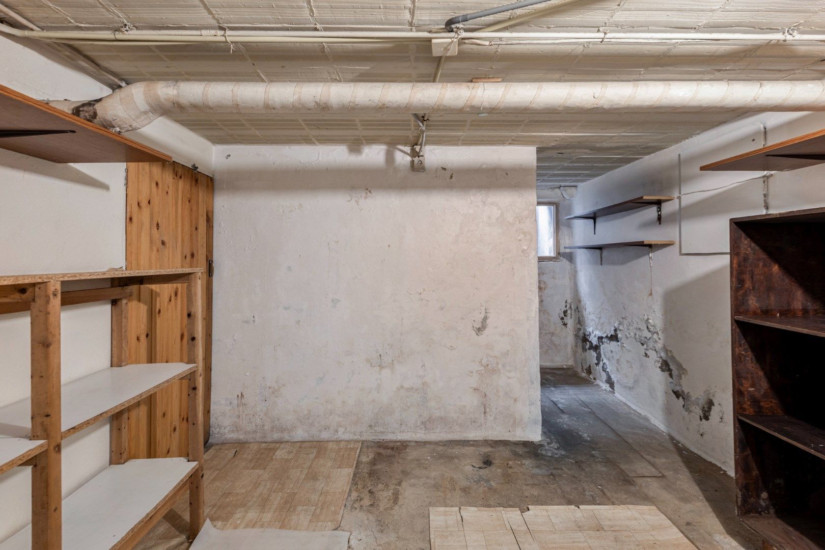 Te renoveren woning met garage en ruime tuin nabij het centrum van Dessel ! foto 21