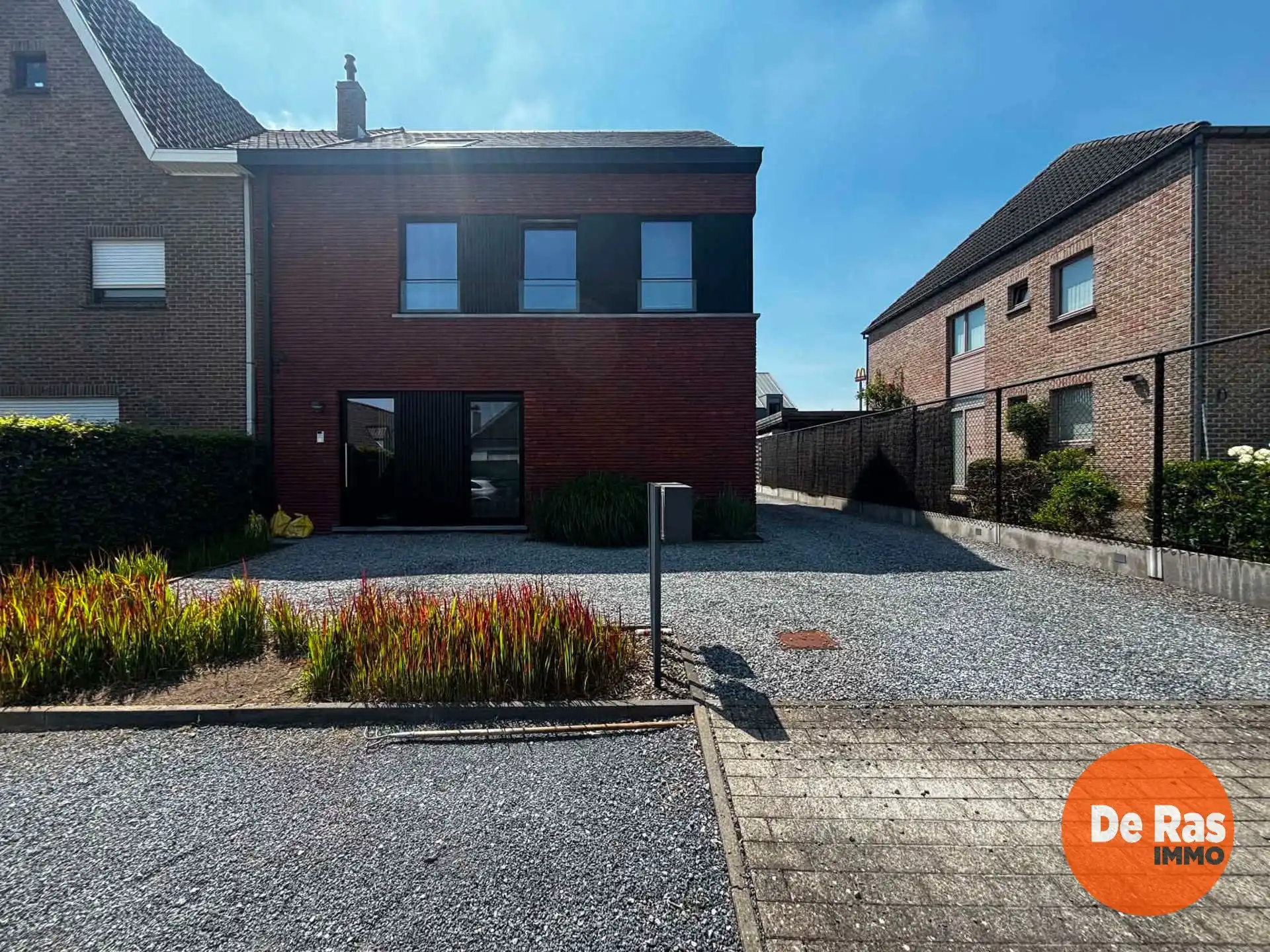 WETTEREN - Gelijkvloers appartement op rustige locatie foto {{pictureIndex}}