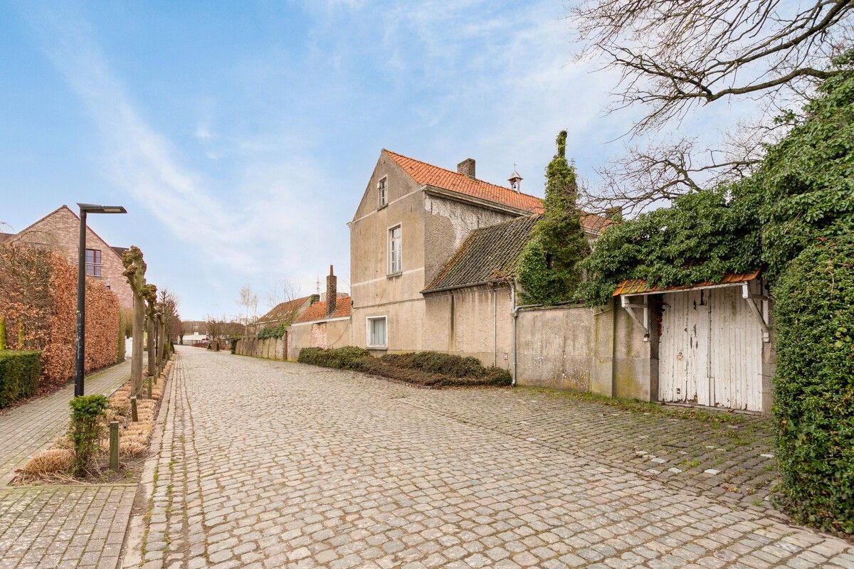 Uitzonderlijk herenhuis op toplocatie met atelier foto 2