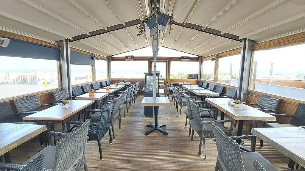 Horecapand met Terras op de Zeedijk te koop in Blankenberge foto 12