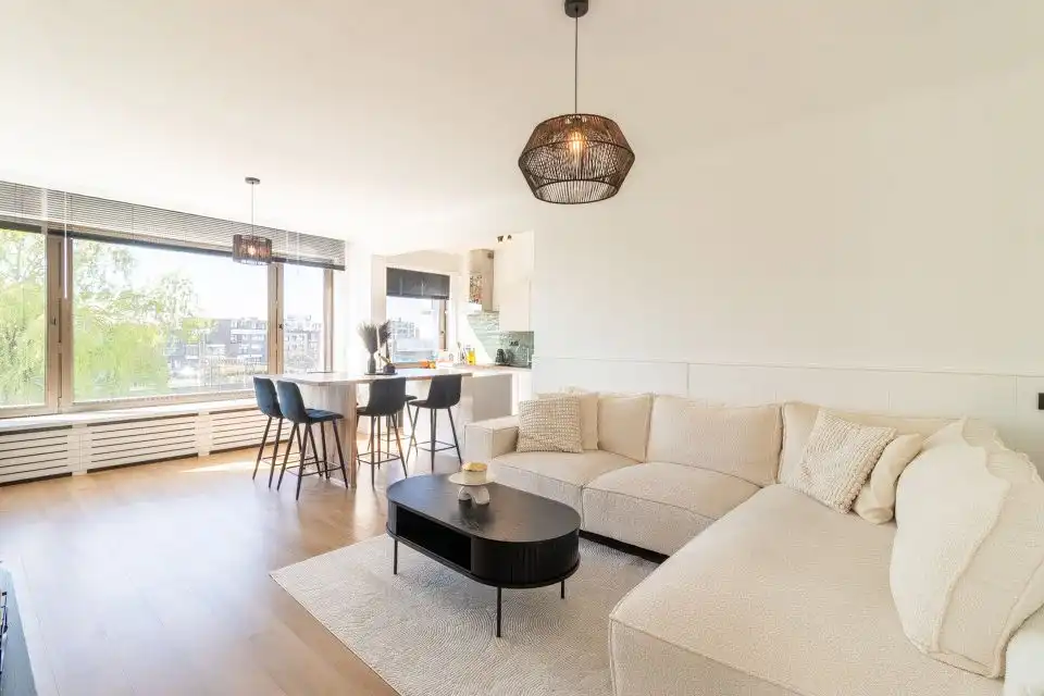 Instapklaar appartement met 3 slaapkamers en ruim terras foto 4