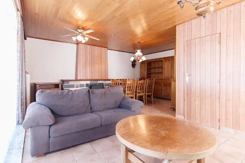 Ruime en rustig gelegen, te renoveren gelijkvloerse woning met bijna volledige onderkeldering op een knap perceel foto 19