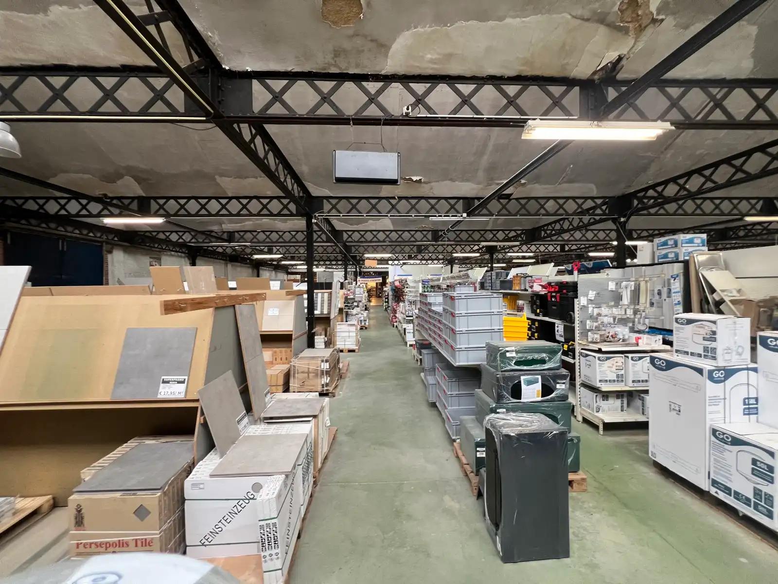 Verkoop van handelszaak BATICENTRE. (Aandelentransactie van vennootschap) foto 16