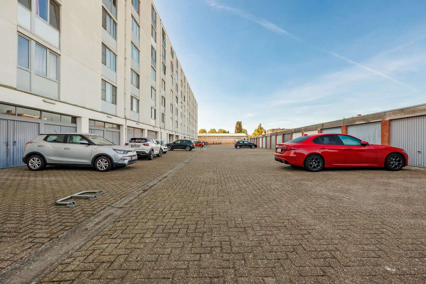 Te renoveren 2-slaapkamerappartement met terras en garagebox (EPC B!) foto 15