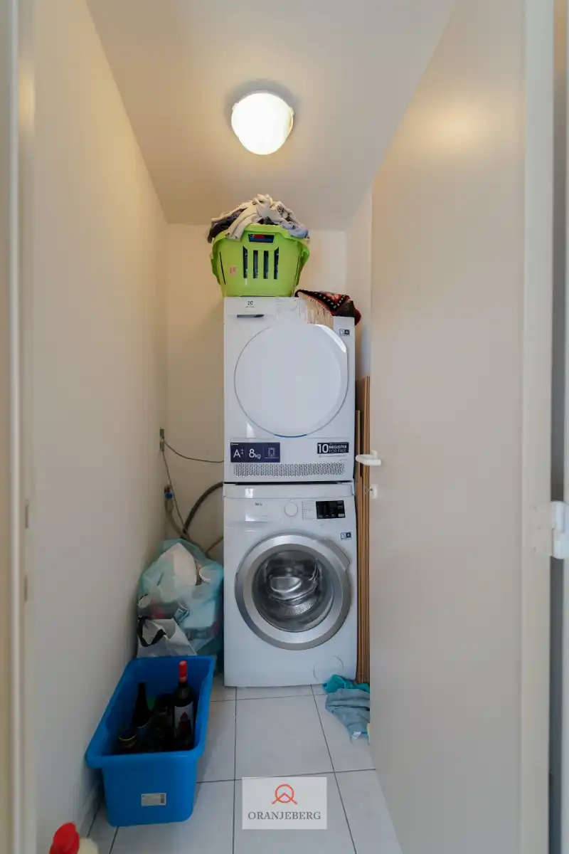 Studio op topligging aan het water Gent-centrum. foto 6