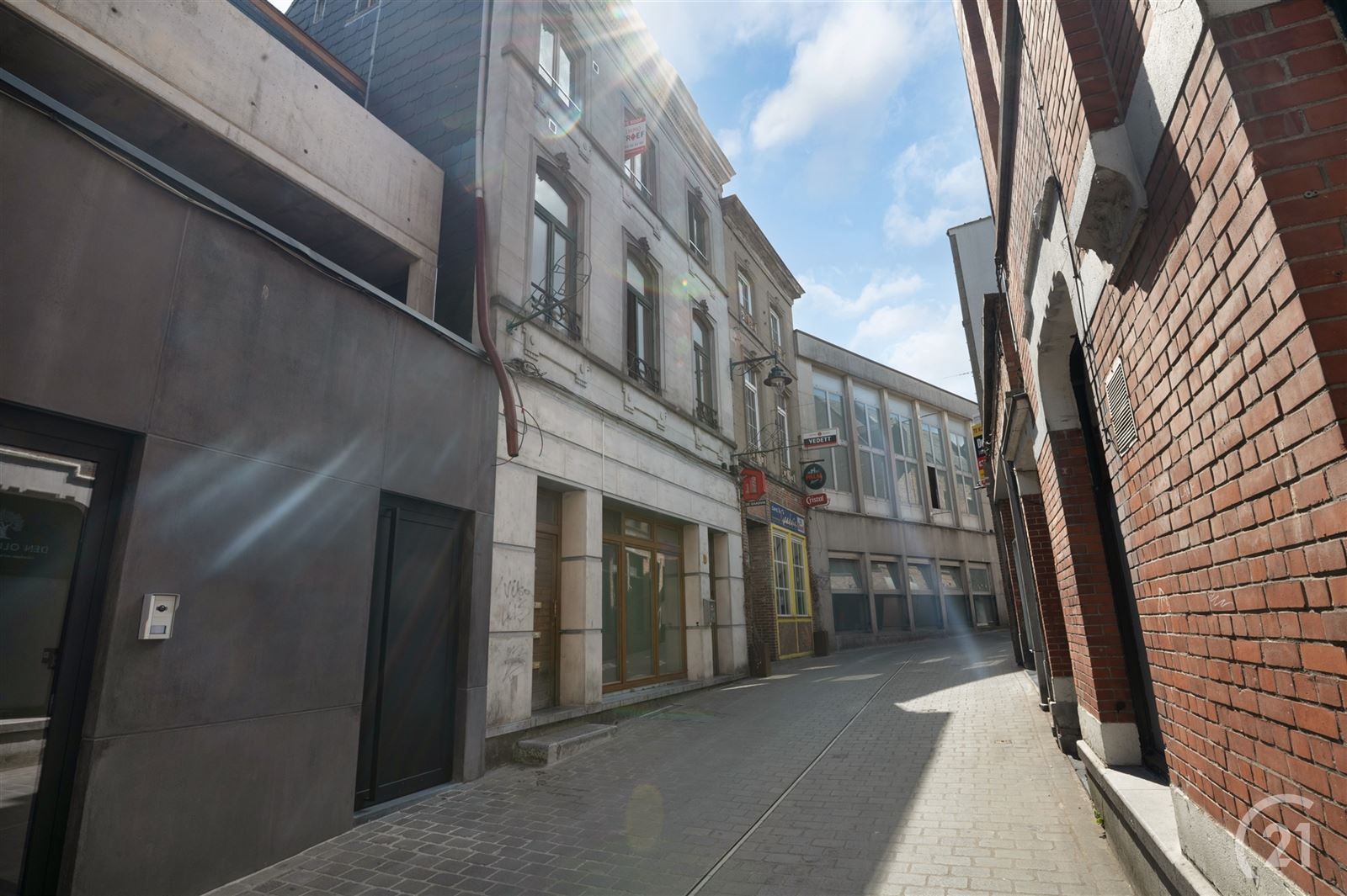 Investeringsopportuniteit in hartje Aalst - 4 verhuurde app foto 2