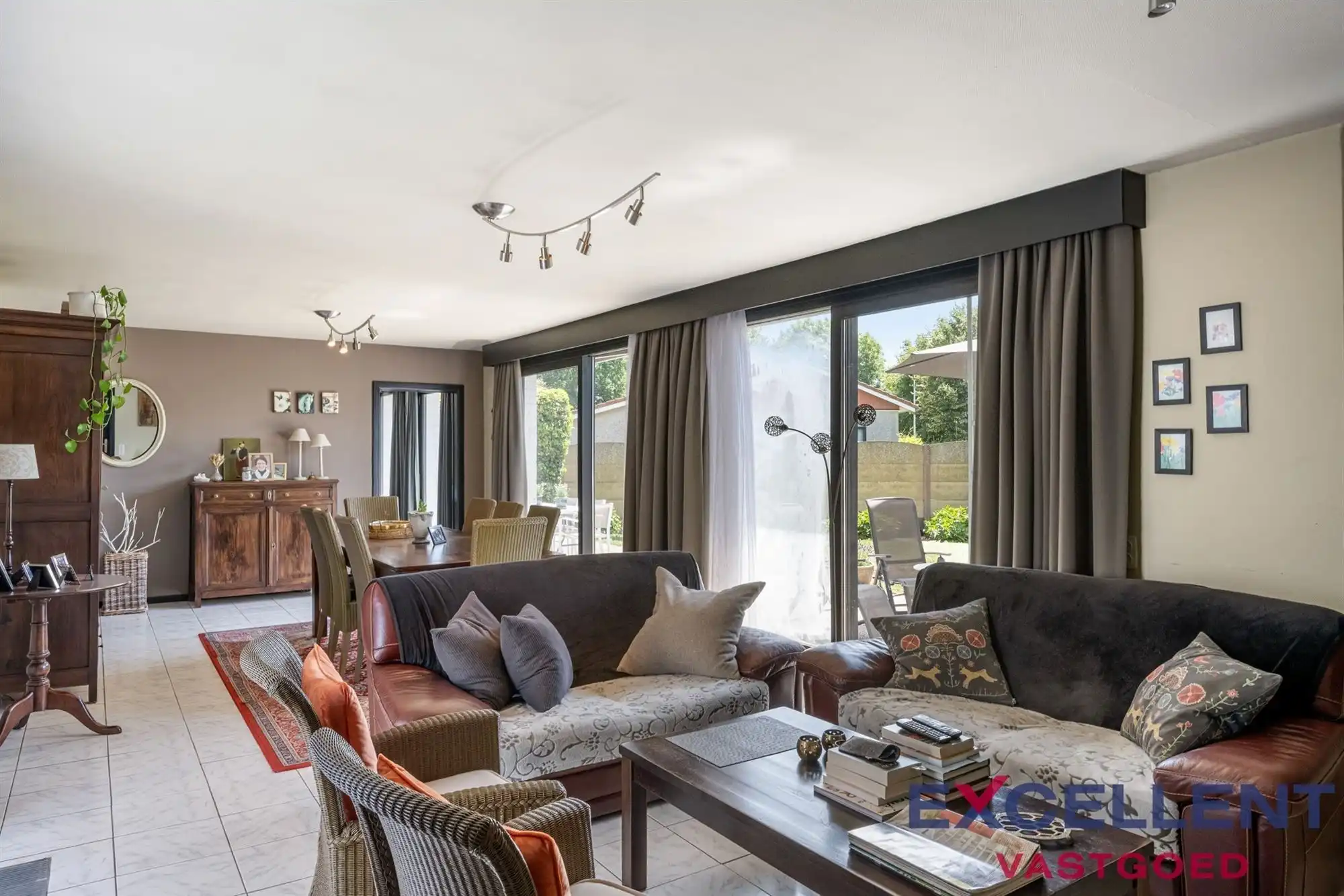 Ruime bungalow op rustige ligging Deinze foto 3