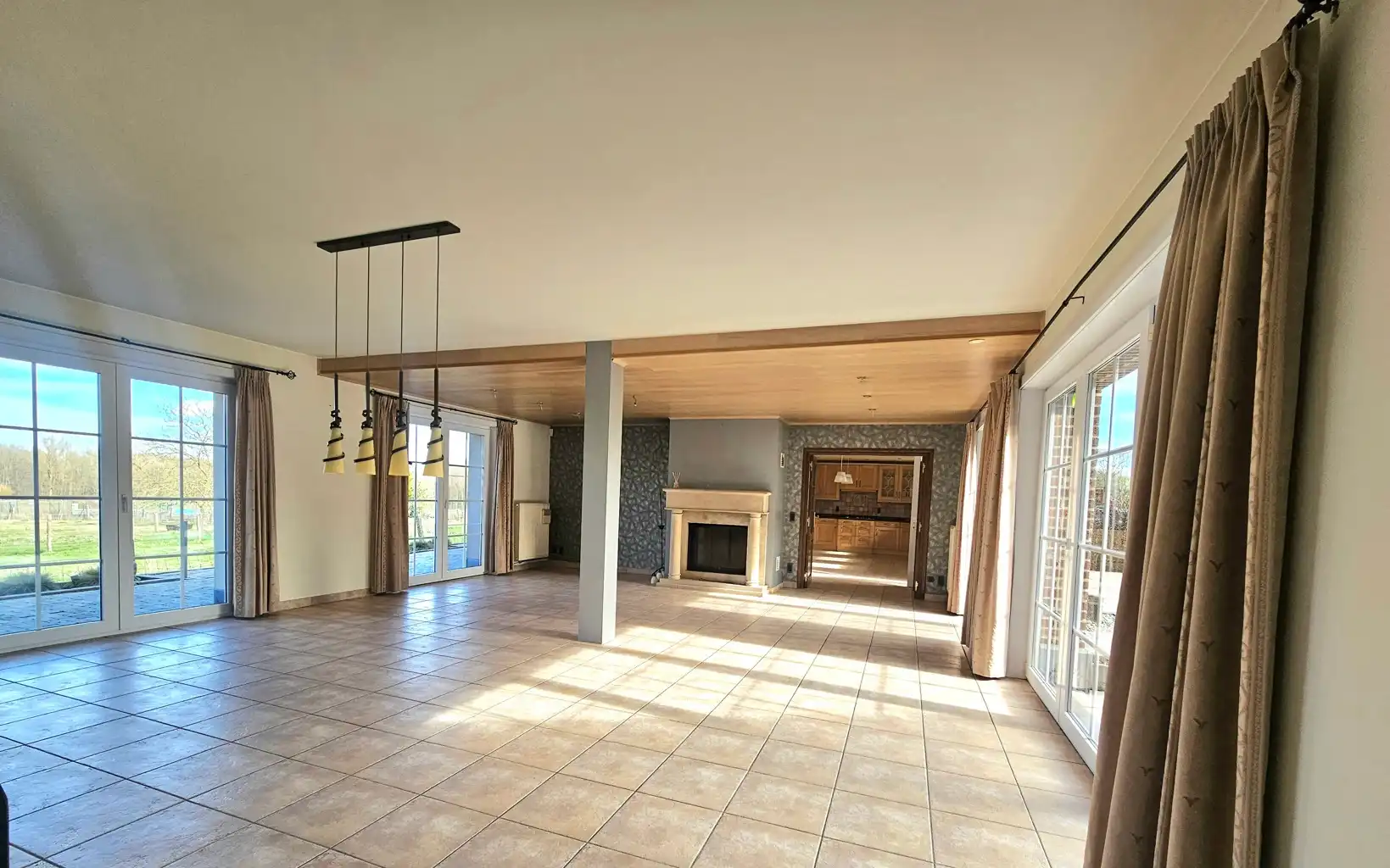 GROTE GERENOVEERDE BOERDERIJ MET APART APPARTEMENT foto 10