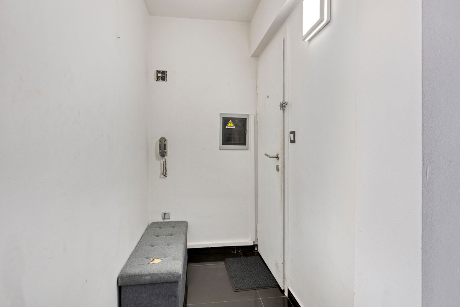 Instapklaar 2-slaapkamerappartement te Brussel foto 10